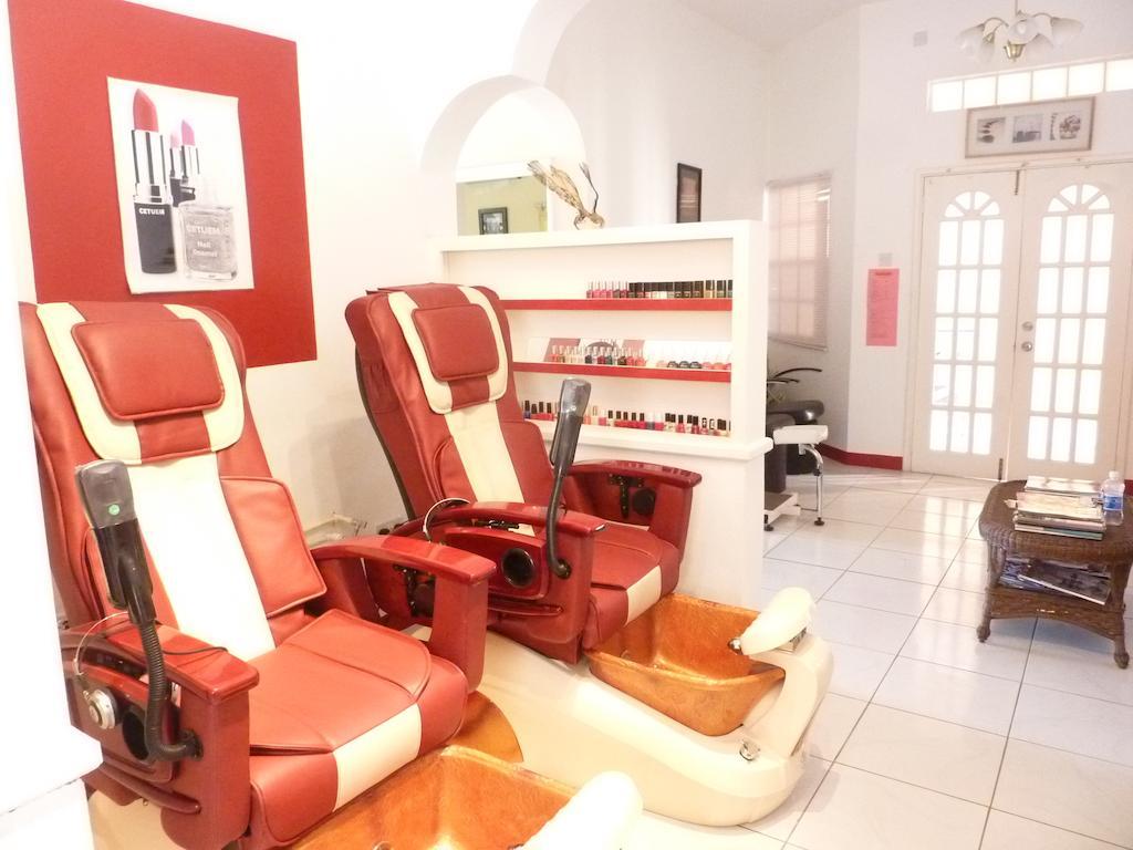 La Heliconia & Day Spa 세인트조지스 외부 사진